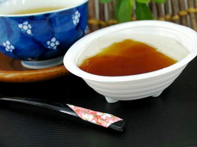 やわらか胡麻とうふ　みたらし醤油かけ